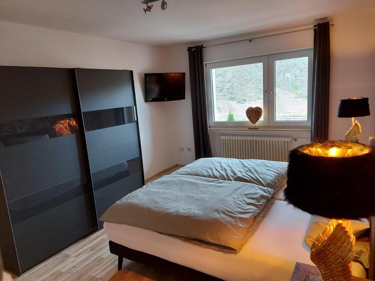 Ferienwohnung Meyver Кохем Екстериор снимка